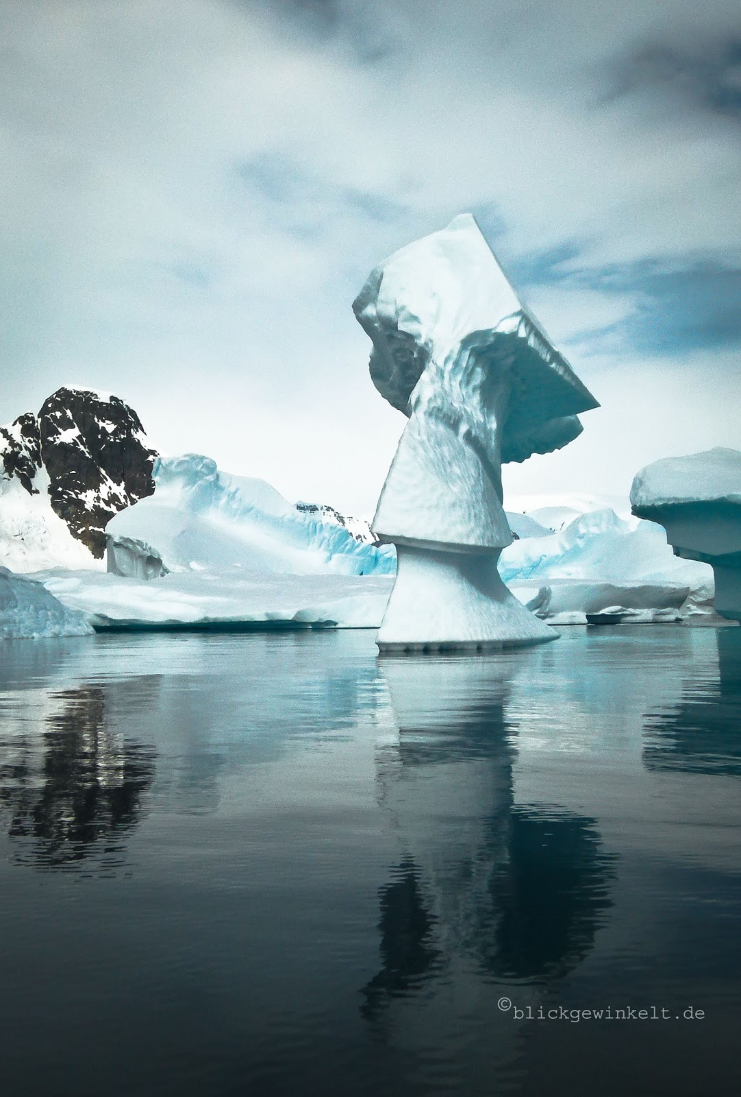 Antarktis Eisskulptur Eisberg