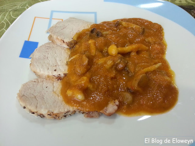 Lomo De Cerdo Con Salsa De Verduras Y Setas
