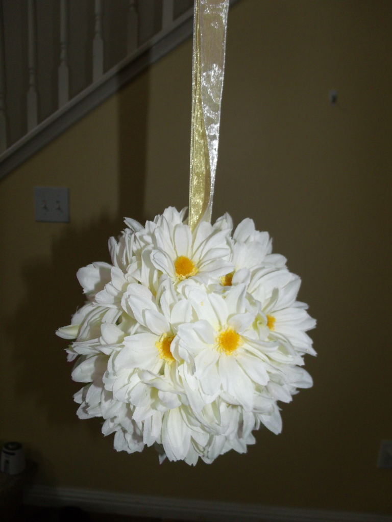 Rad Linc Crafts Kissing Balls