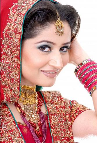 Experience the freshness of glowing skin on your wedding day