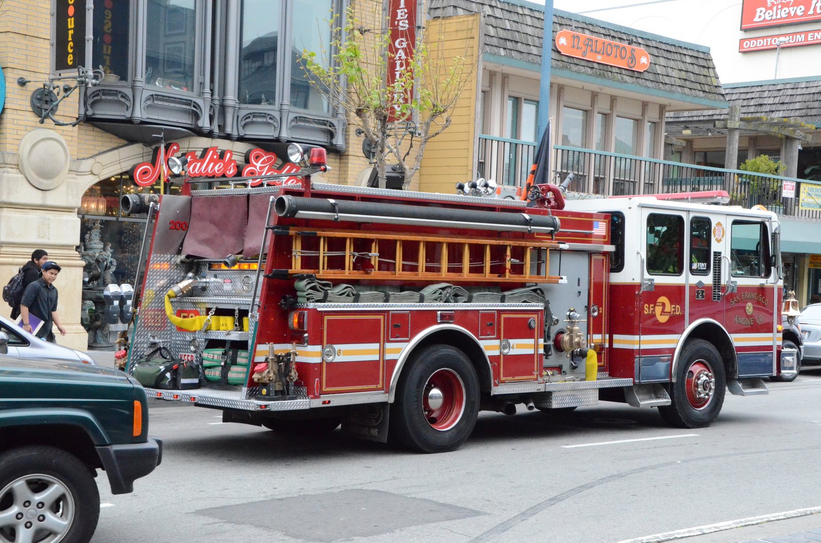 Planes Trains and Automobiles: San Francisco - Fisherman's Wharf