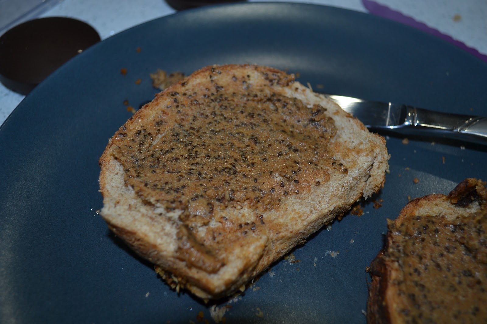 de Jong Dream House Homemade Maple Cinnamon Chia Peanut Butter