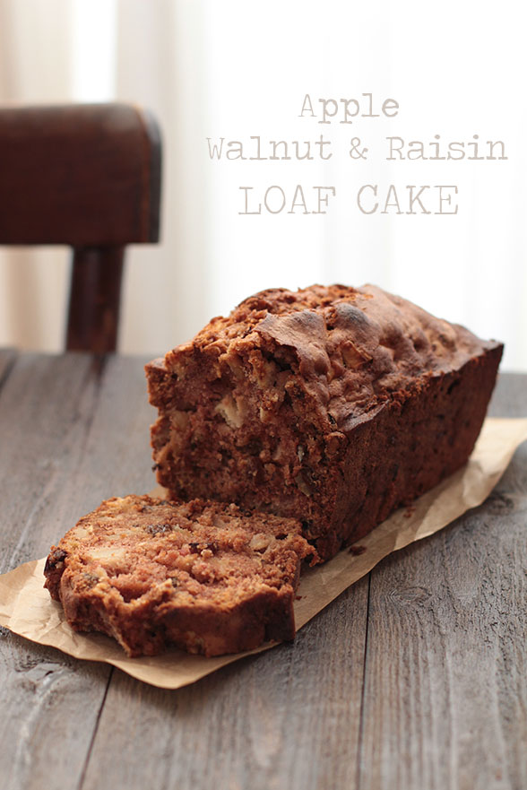 Raquel's Kitchen english version Apple, Walnut and Raisin Loaf Cake