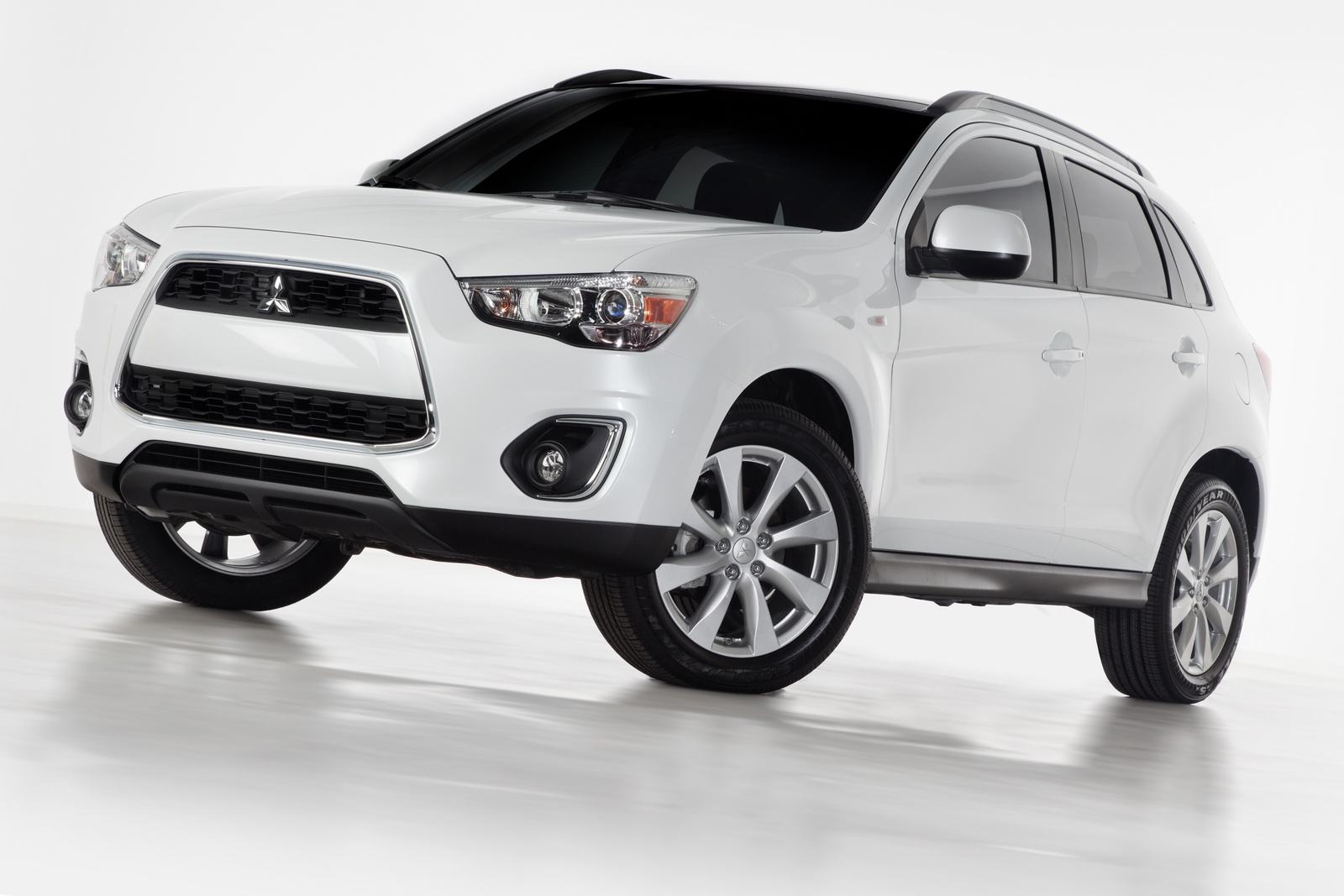 Mitsubishi Outlander Sport Mitsubishi Outlander Sport Indonesia
