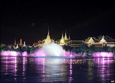 Những Địa Điểm Ăn Chơi tại Bangkok về Đêm Chao+Phraya+River+thai