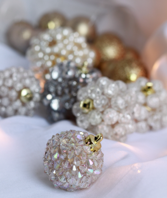 do it yourself divas DIY Jeweled Ornaments