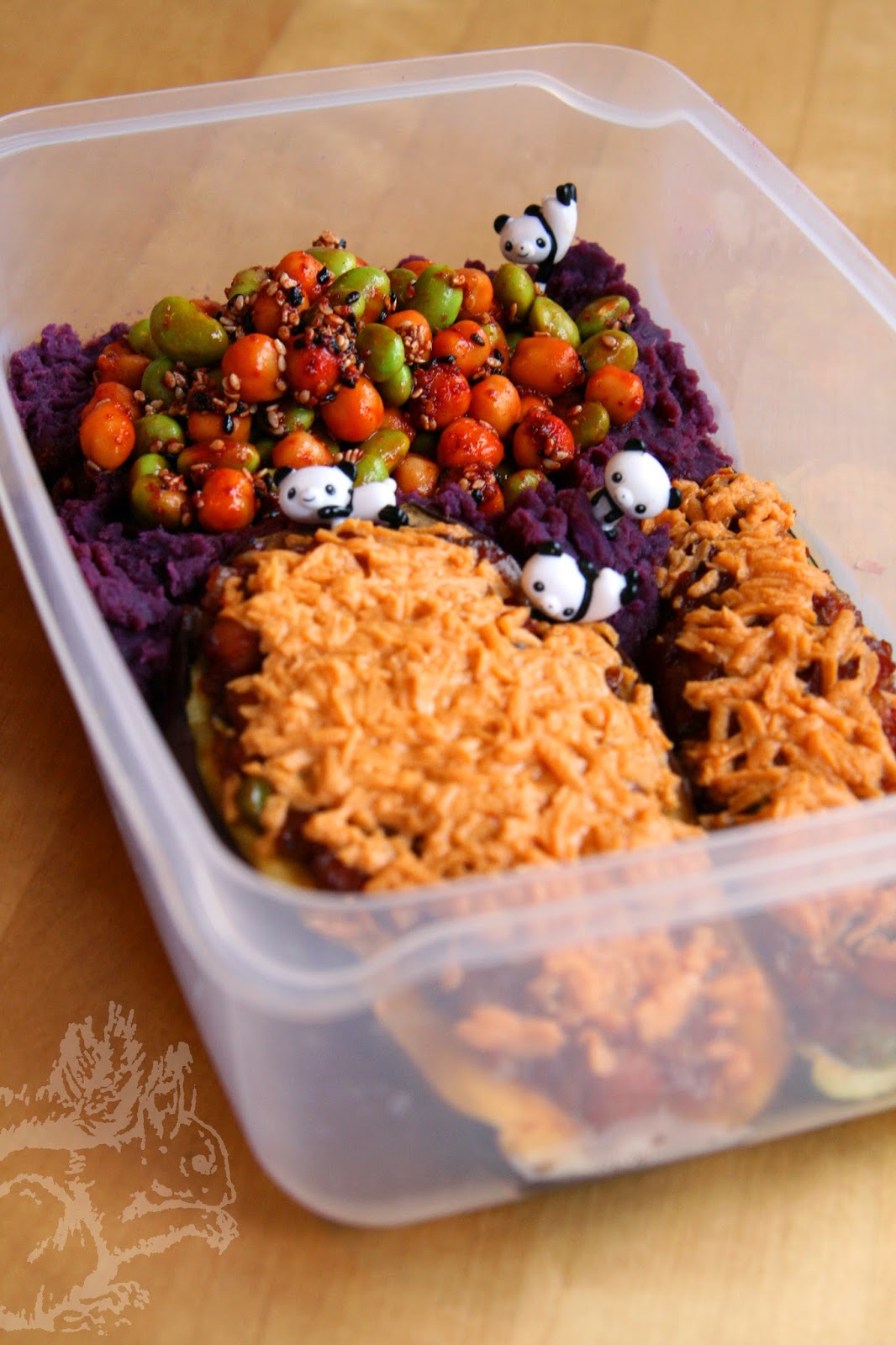 Squirrel of Nom's Tasty Treats Tandoori Masala + Chickpeas + Edamame Salad