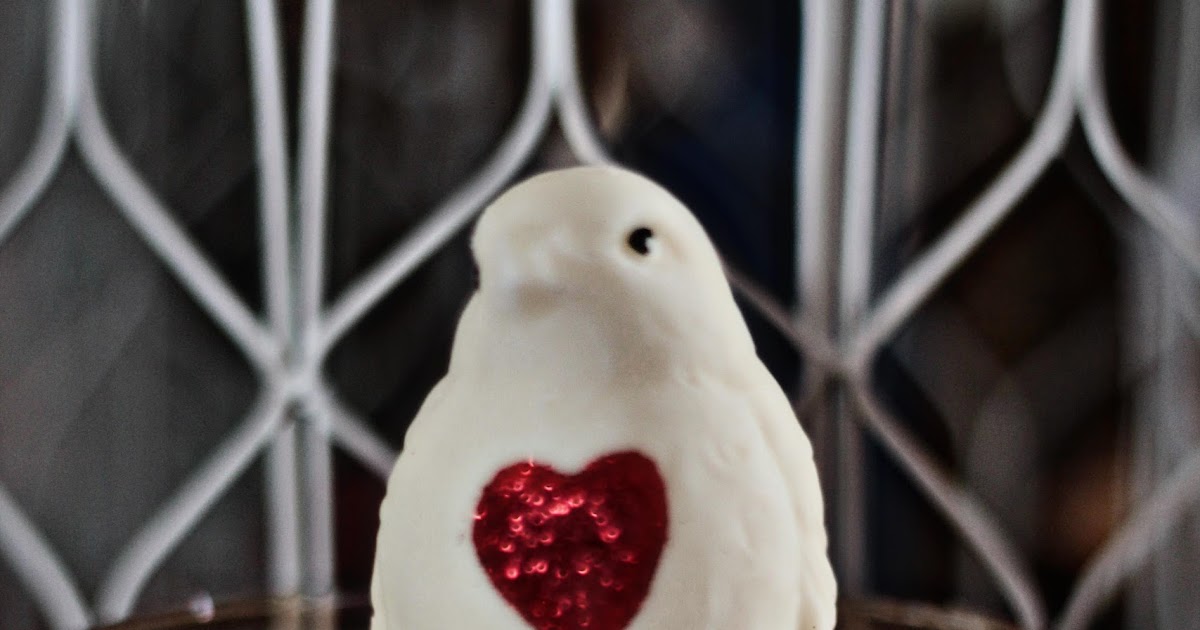eat pray bake Day 3 White Chocolate Love Bird