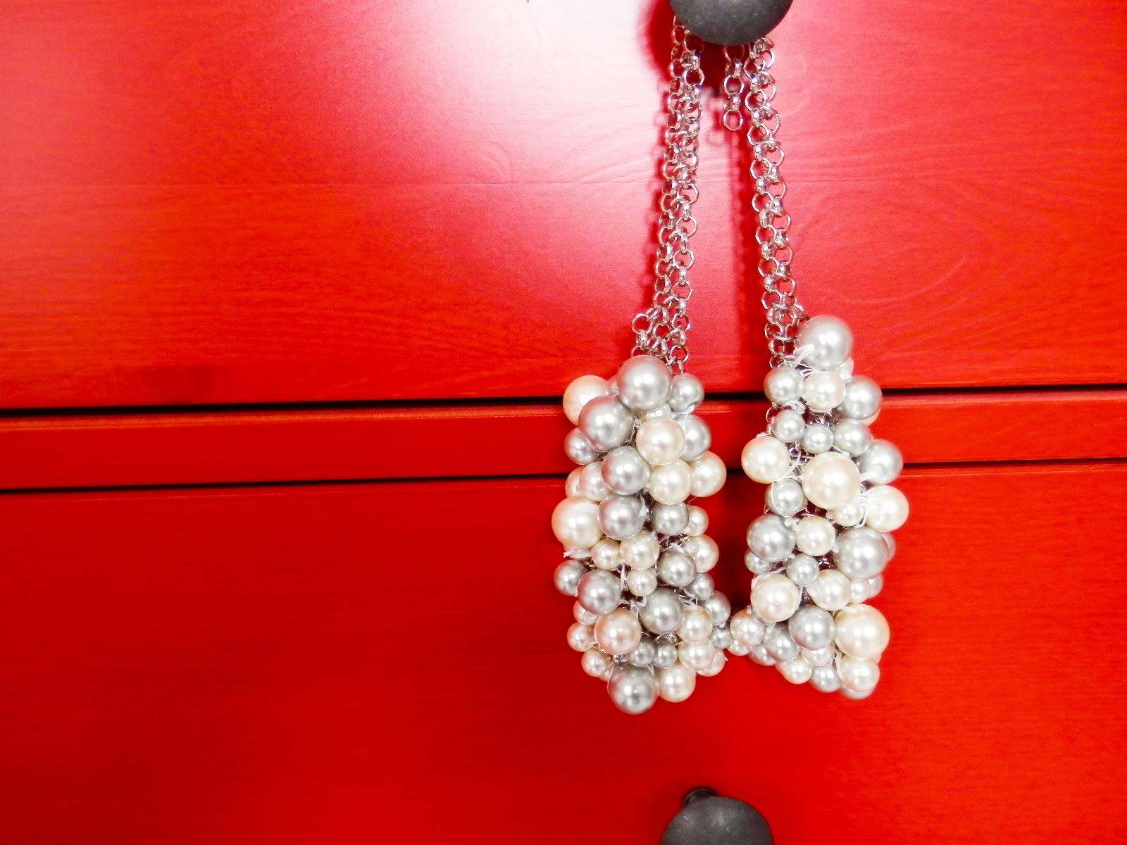 CON TACONES Y A LO LOCO DIY UN COLLAR A LA ÚLTIMA