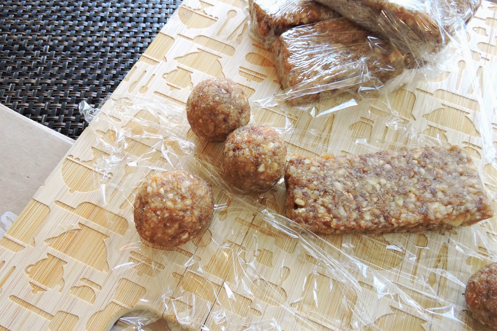 Homemade Lemon Larabars (VIDEO) Just Jessie B