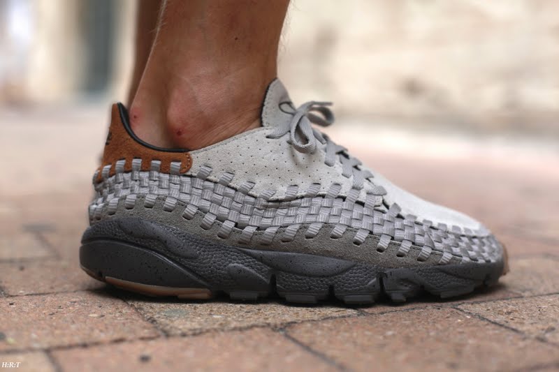 Step Into My Running Shoes: Nike Air Footscape Woven Free Motion BODEGA x Tee Nike 'What do you see?\