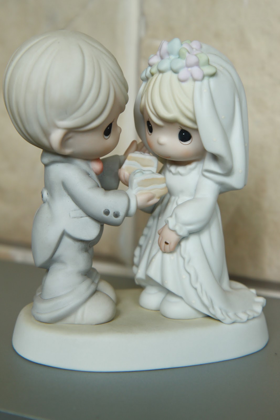 PRECIOUS MOMENTS COLLECTION: Figurine #4 - Have Your Cake and Eat it Too
