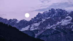 Lever de lune sur Cortina