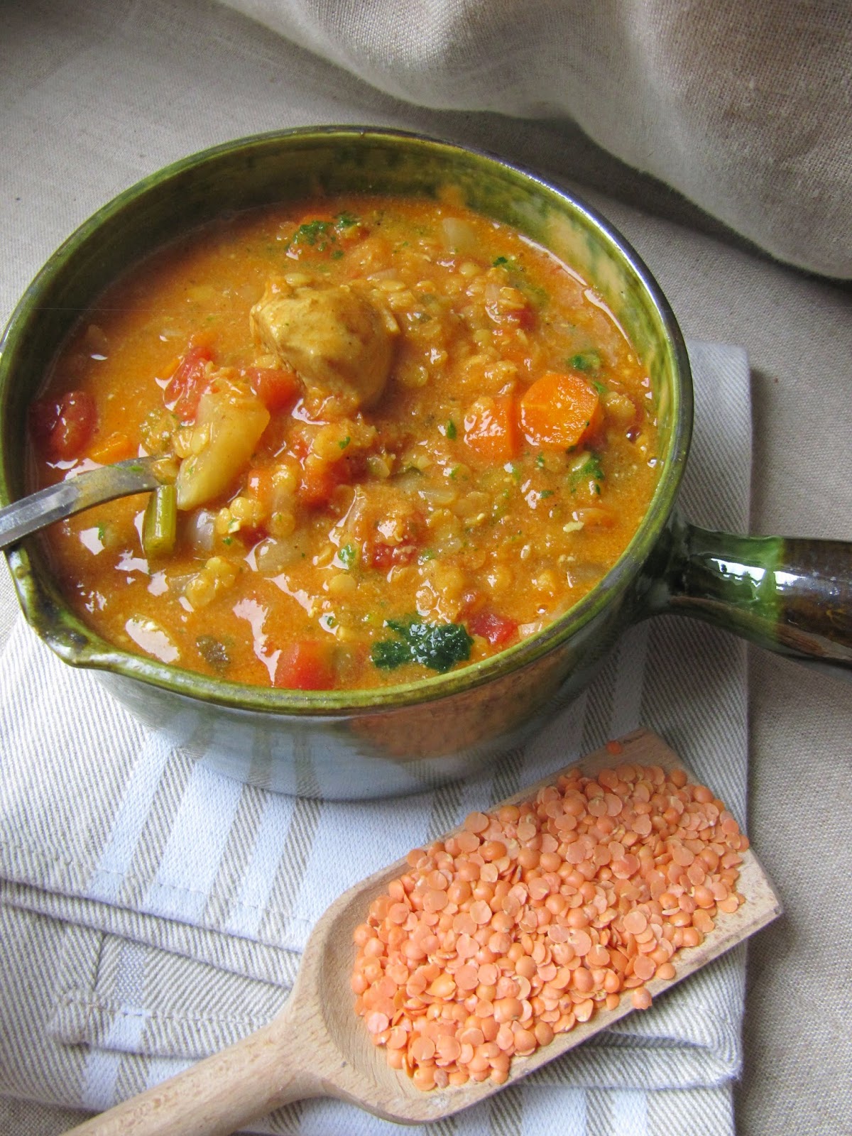 View Soupe Lentilles Corail, Carottes Et Coco Background