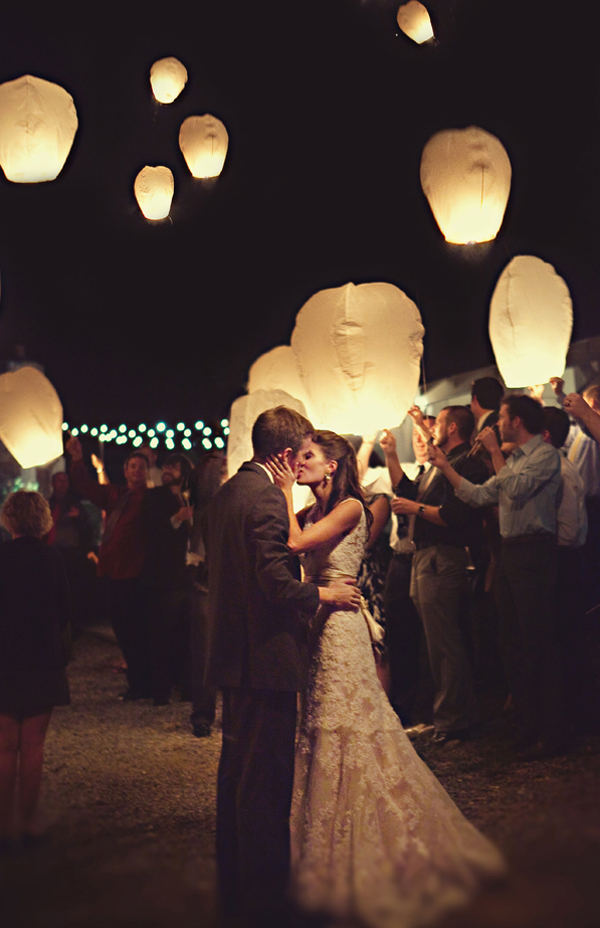 When Love Happens.... Sky lanterns lovin!