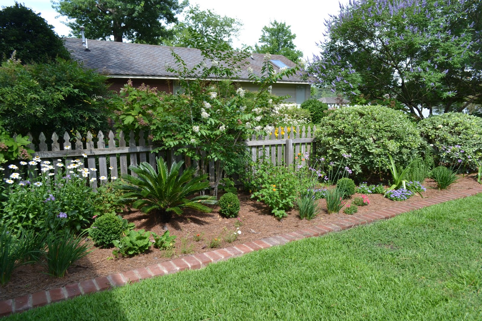 LUCY WILLIAMS INTERIOR DESIGN BLOG: June 2013