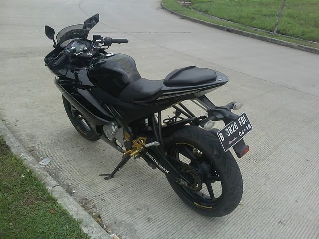 Foto Yamaha Vixion R15 Foto Yamaha Vixion R15