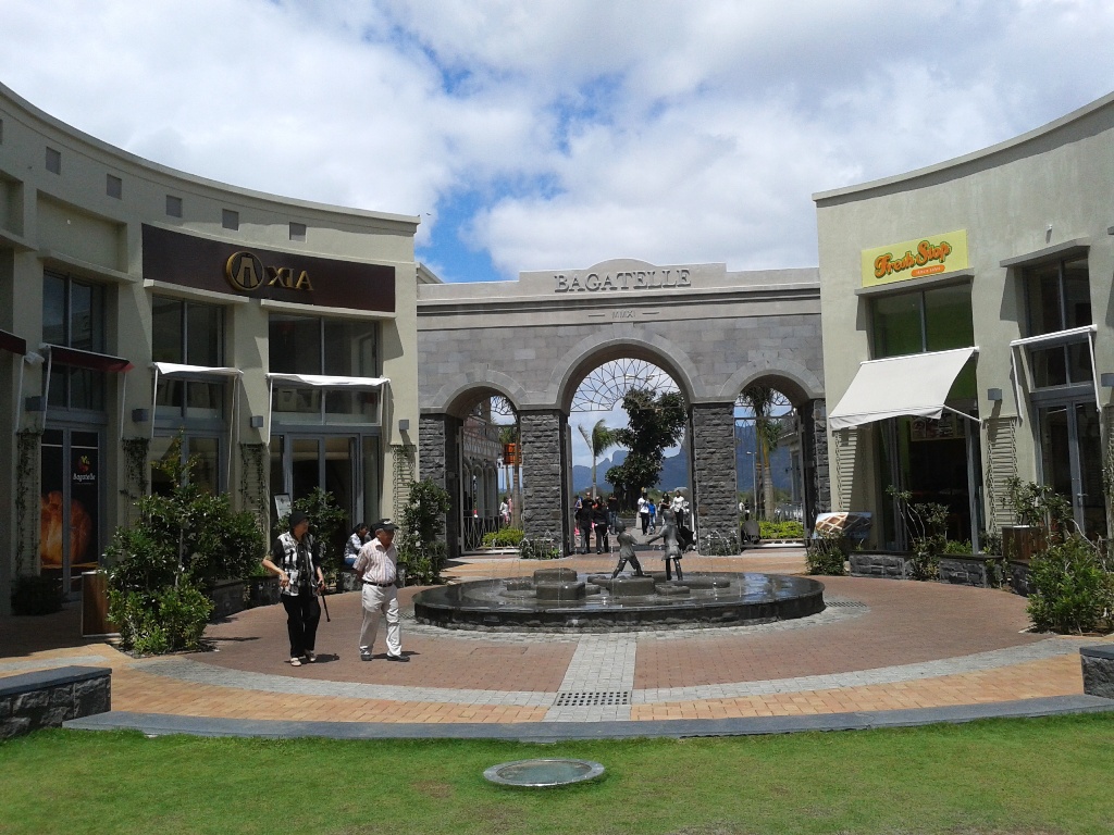 MAURITIUS ISLAND Ile Maurice Bagatelle Mall Mauritius