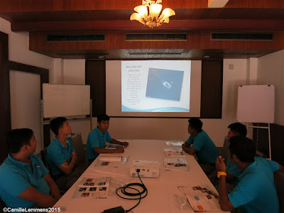 Box jelly fish awareness and prevention presentation at the Imperial Boathouse in Choengmon