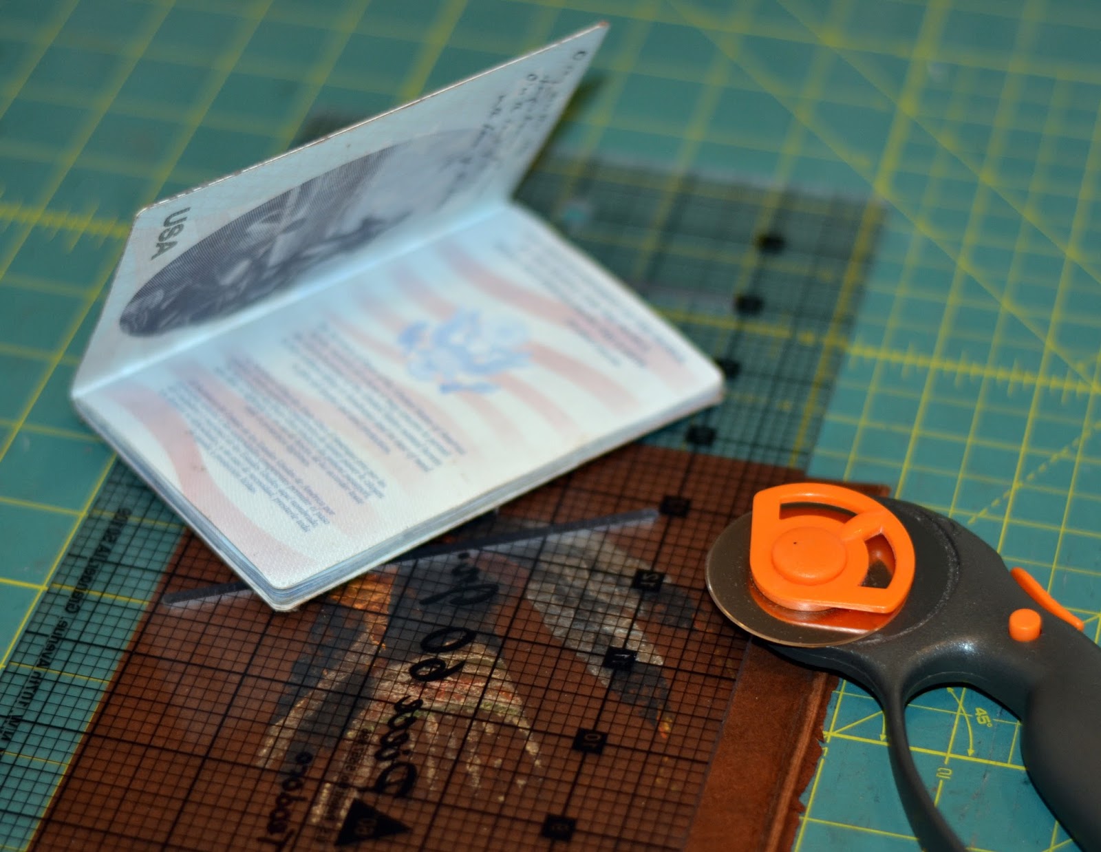 how to make your own handmade leather passport cover from vintage