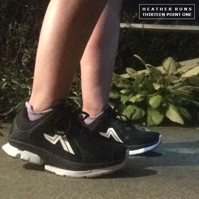 ampla fly running shoes