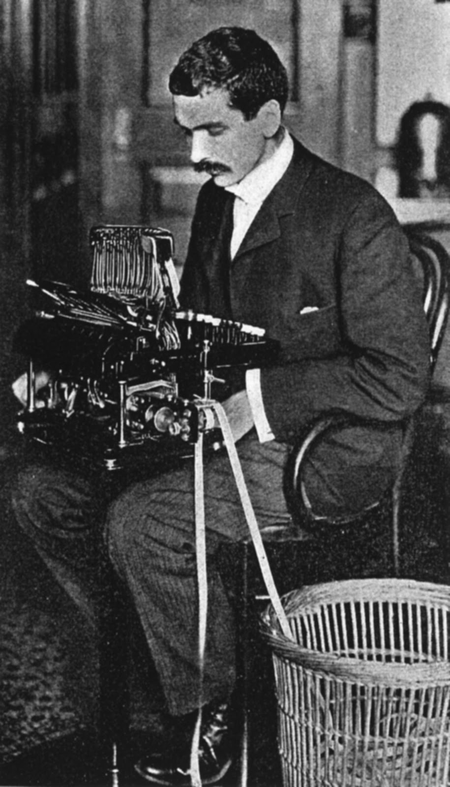 oz.Typewriter: New Zealand’s Donald Murray: The Father of the Remote