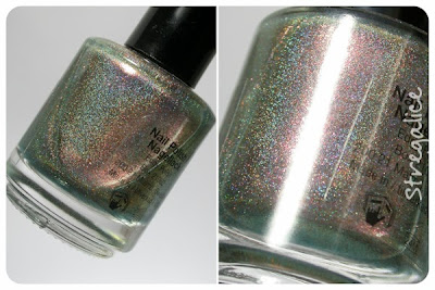 Darling Diva Space Beetle duochrome holographic detail bottle