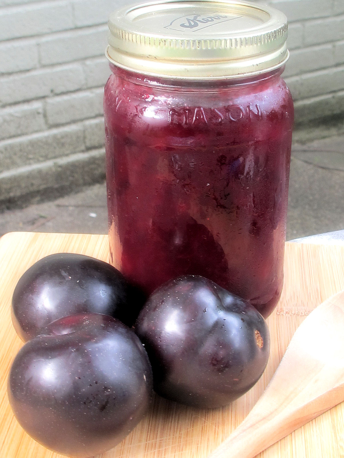 The Farmers Market and The Find Plum Blueberry Ginger Jam and a minty