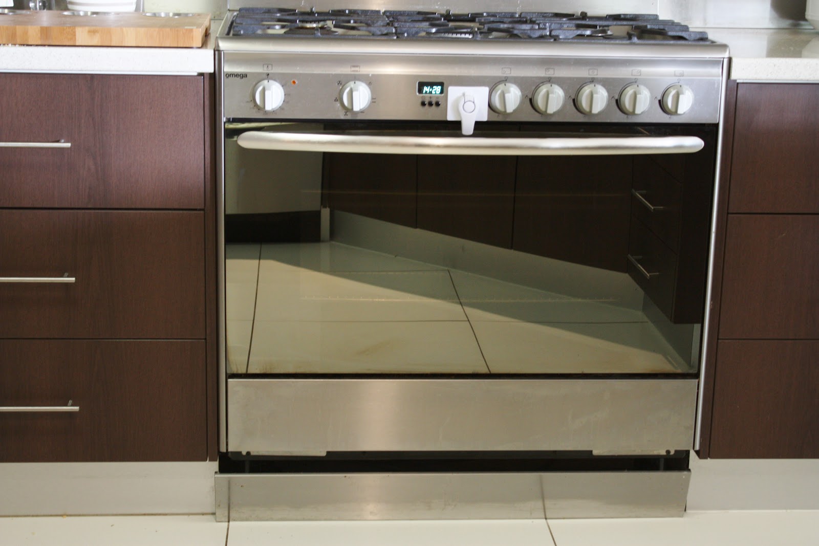 Organising the four of us Ever wondered how much electricity your slow