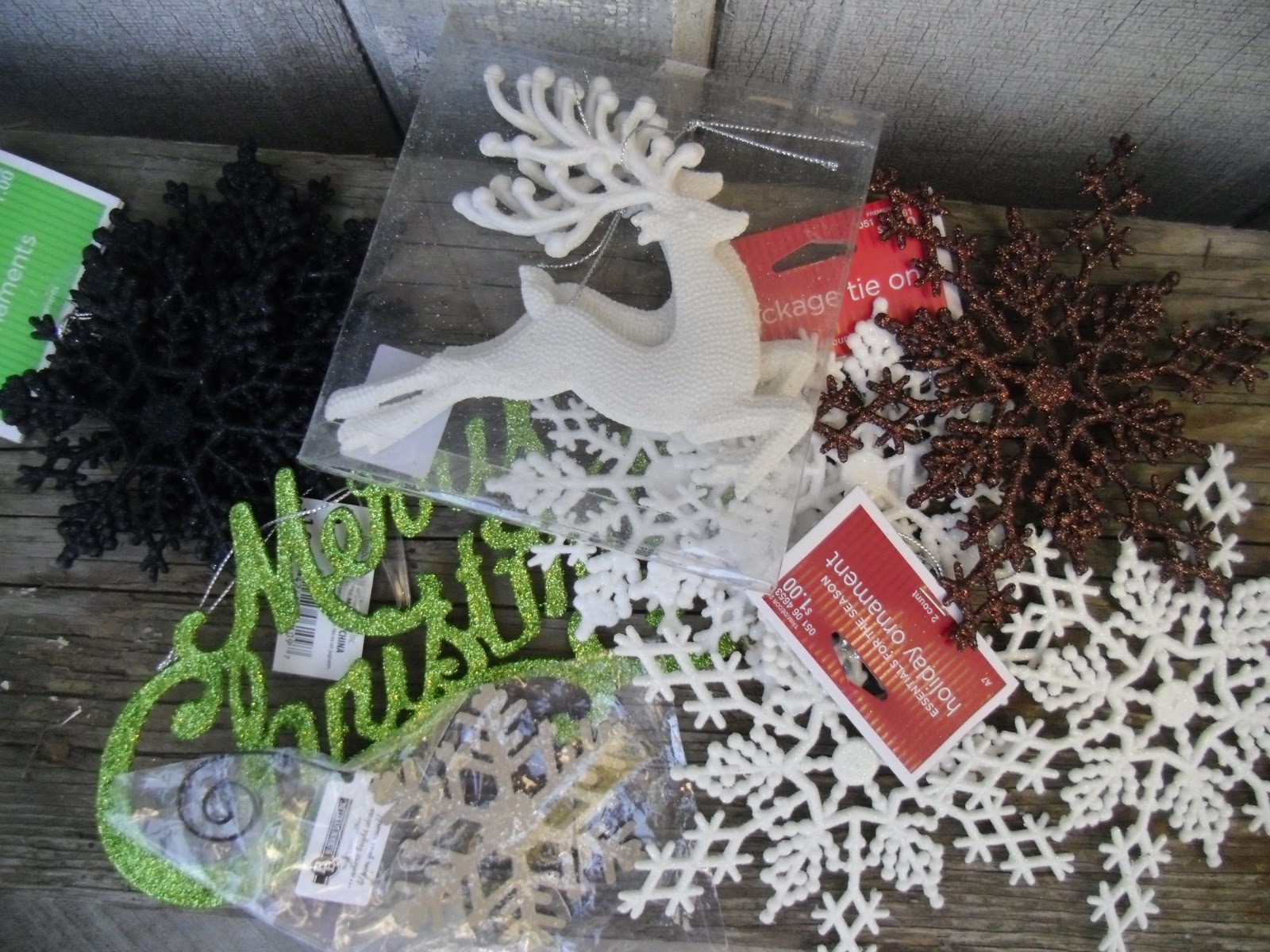 DIY or Don't! {Tutorial by Janelle} Cozy Frames