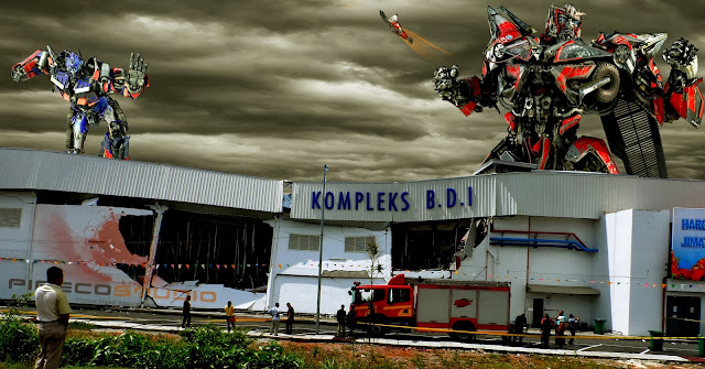 Dulu Ultraman, Kini Transformers. | Memang Saja Syok-syok Jew
