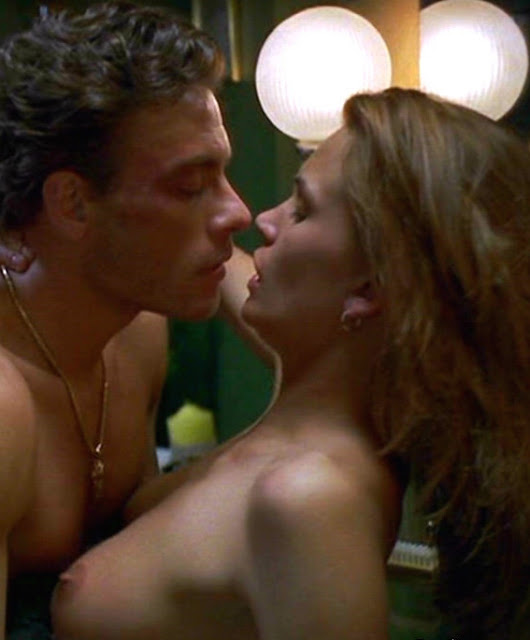 Natasha+Henstridge++(14)