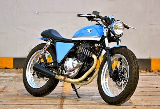 Modifikasi Motor Suzuki Thunder 250 Cafe Racer Baby Blues Kumpulan