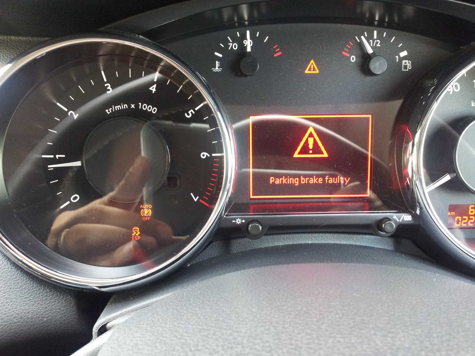 Parking brake fault peugeot. Советы, отзывы, фотографии