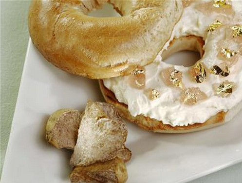 Oro comestible y Plata comestible: Descubrimos la primera rosquilla con oro  comestible del mundo
