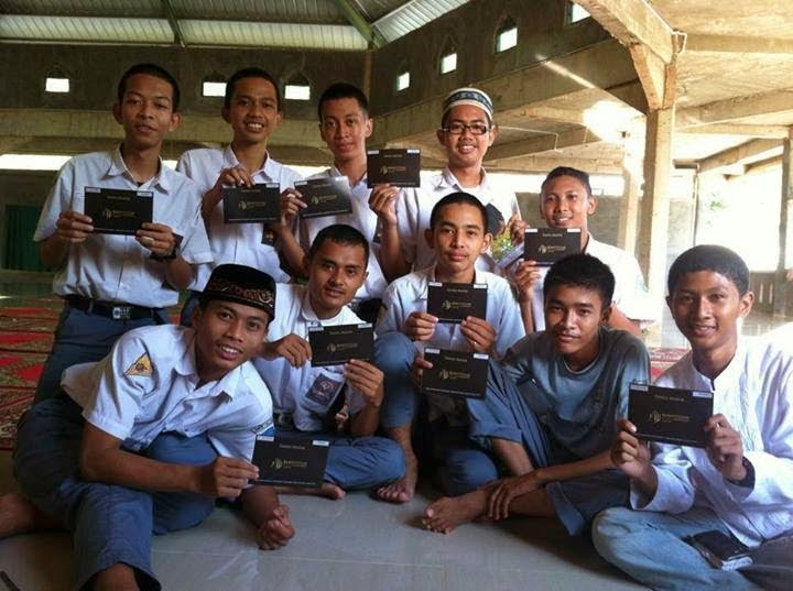 Film Remaja Anak Sekolah Indonesia | anak anak sekolah seperti ini yang didoktrin hti Film Remaja Anak Sekolah Indonesia | anak anak sekolah seperti ini yang didoktrin hti