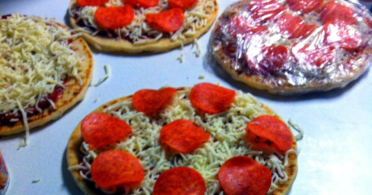 Just Winging It Making Frozen Flat Bread Pizza