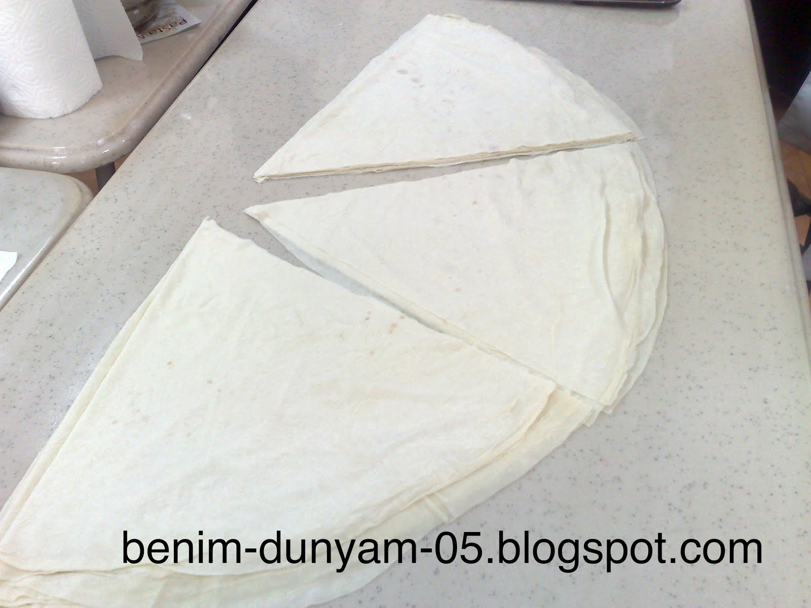 sigara böreği için yufka nasıl kesilir