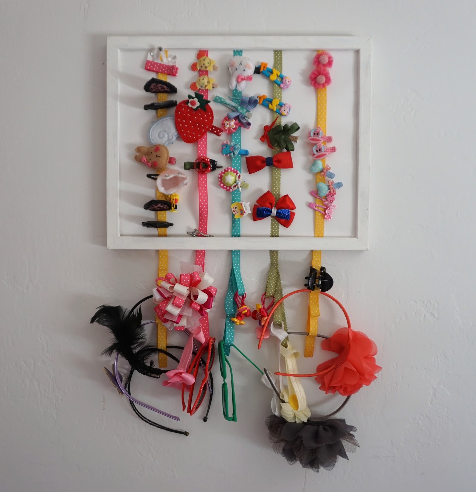 C is 4 Crafting Organization Monday DIY hair clip organizer/display