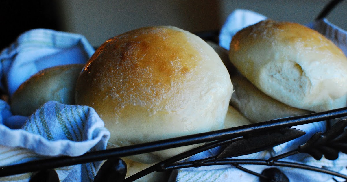 Cooking à la Mode Homemade Dinner Rolls/ Hamburger Buns