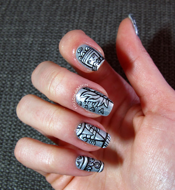 Aztec Calendar Nails: full-spectrum fluoro light