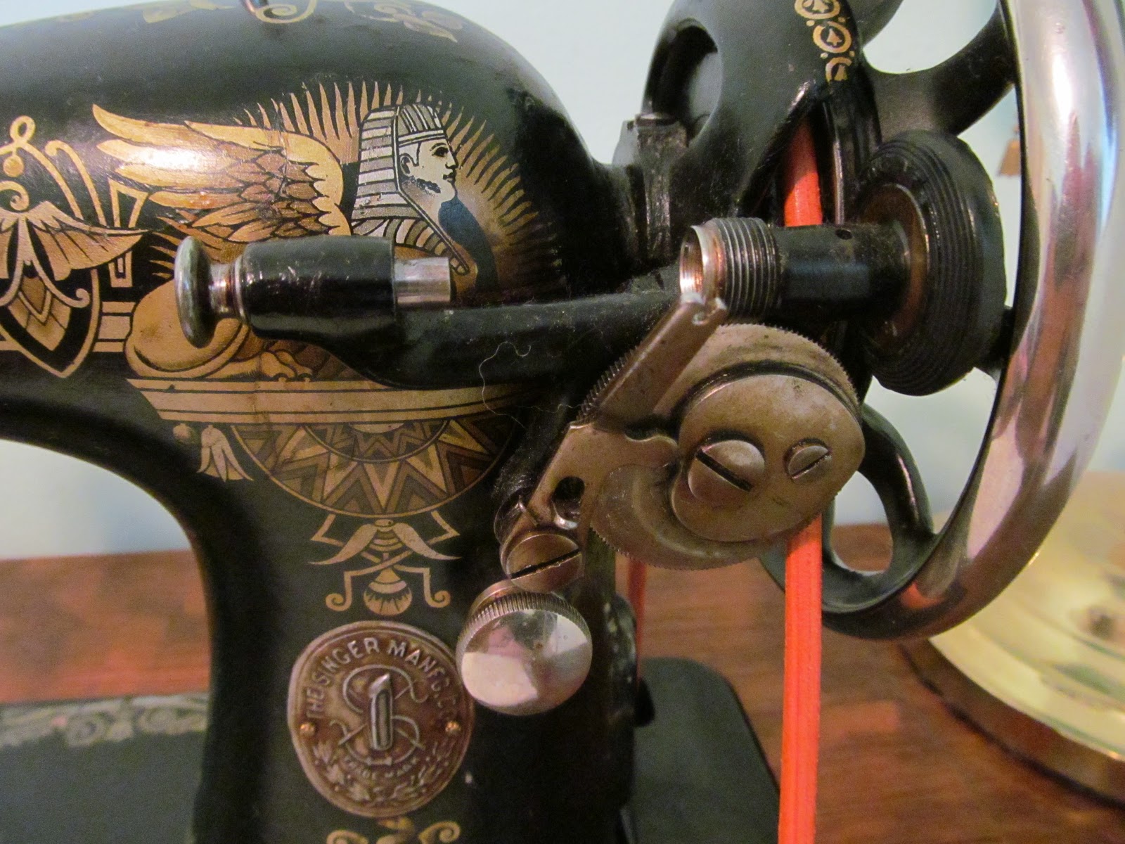 Trampled by Geese How to clean a Vintage Singer Sewing Machine, Singer 127