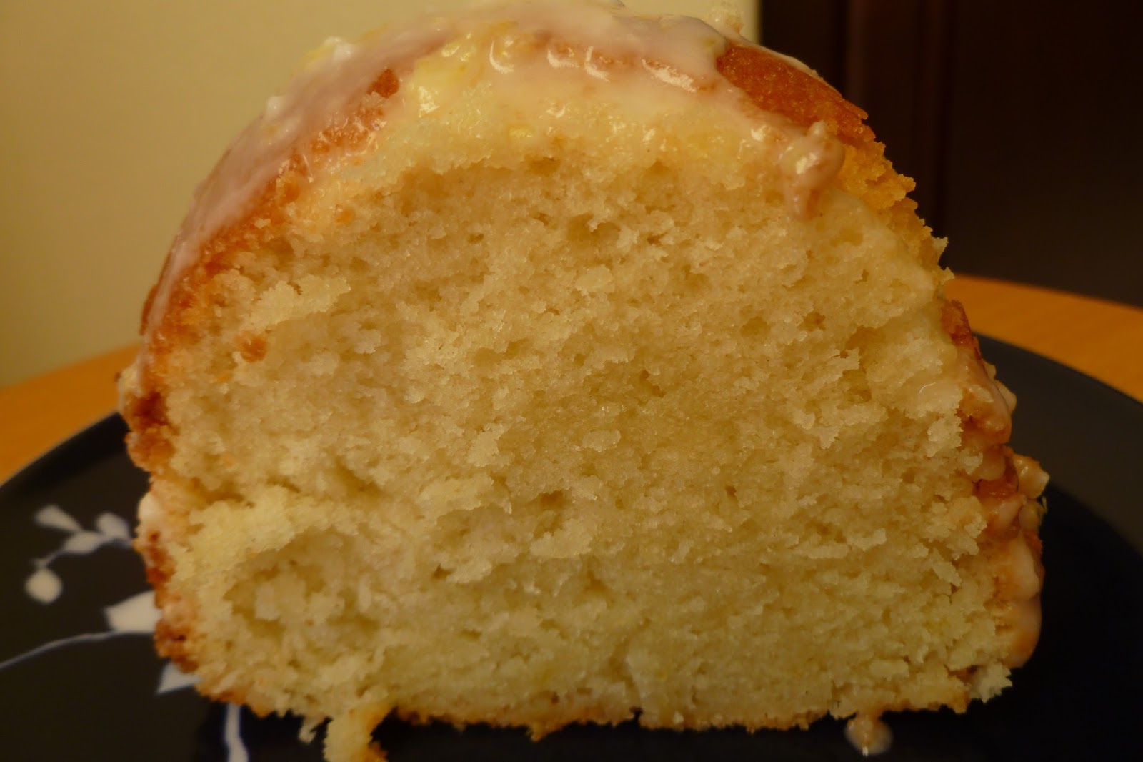 The Pastry Chef�s Baking Sour Cream Lemon Pound Cake
