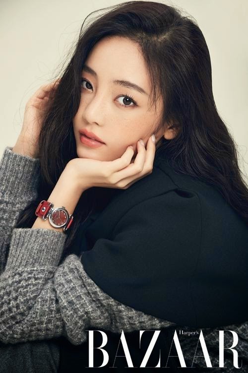 KARA's Goo Hara poses for Harper's Bazaar | Daily K Pop News