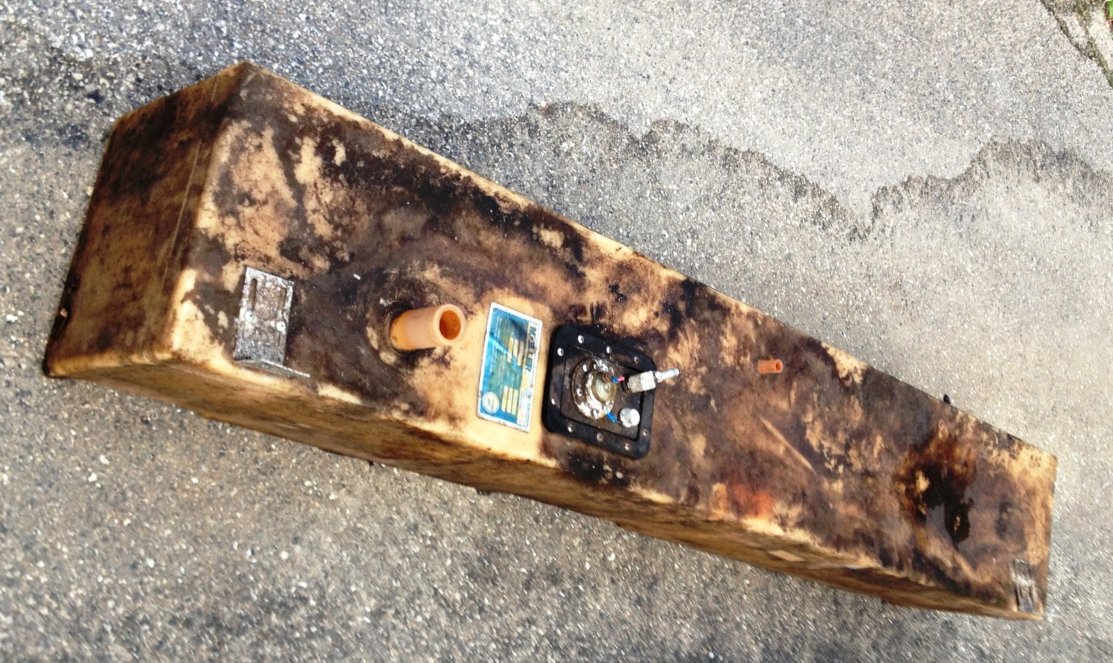 1990 Mastercraft Prostar 190 Restoration Fuel System Upgrade