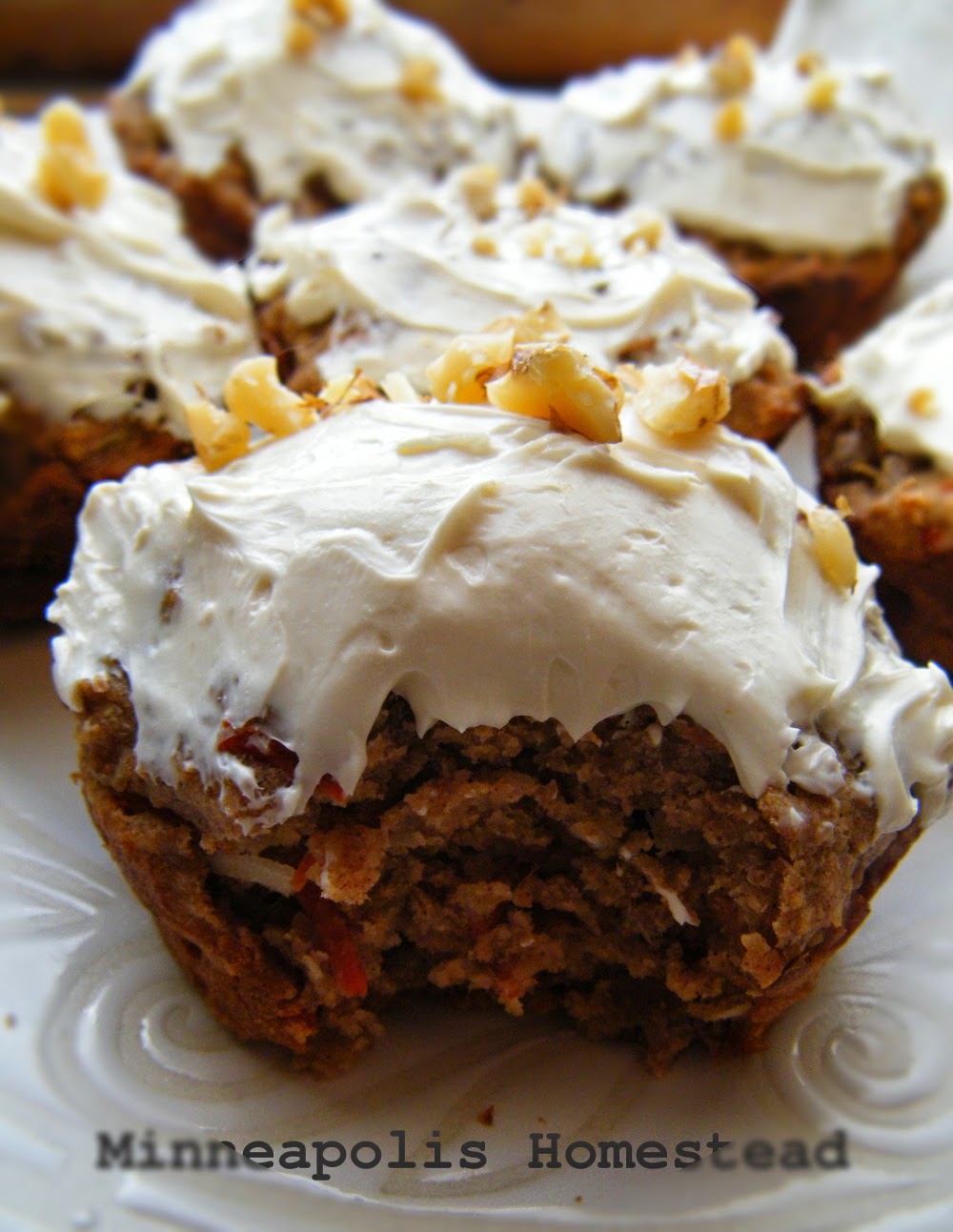 Moist and Healthy Carrot Cake Muffins with Cream Cheese Minneapolis