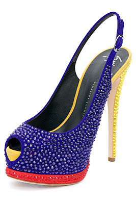 Giuseppe Zanotti fall 2011-12 en elblogdepatricia.com