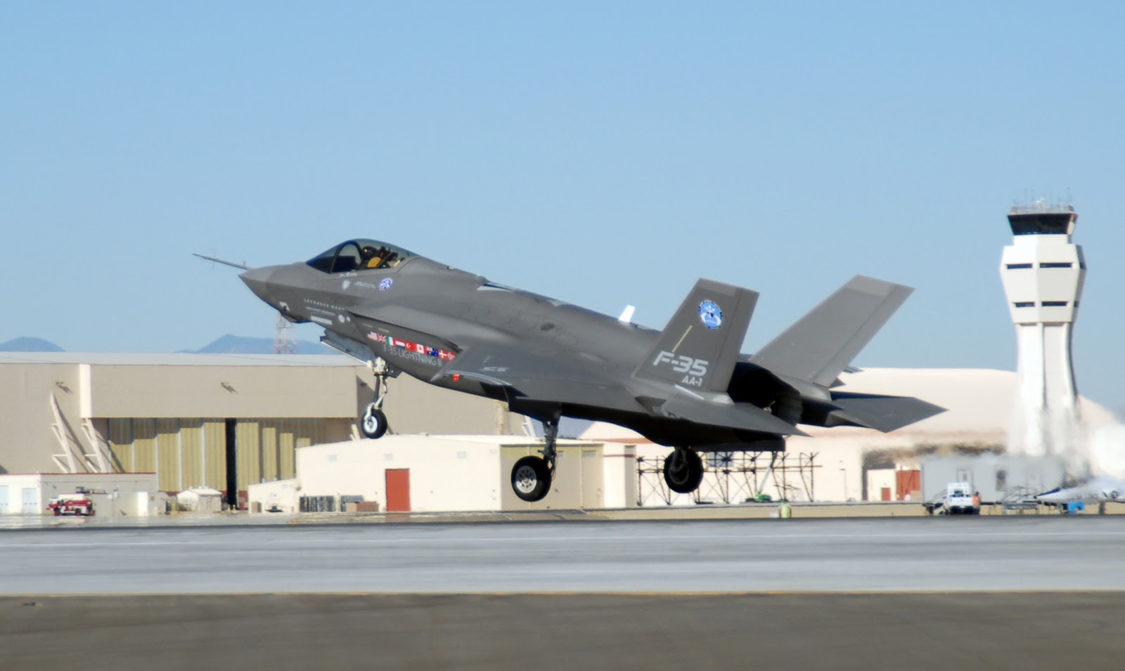 f35 take off