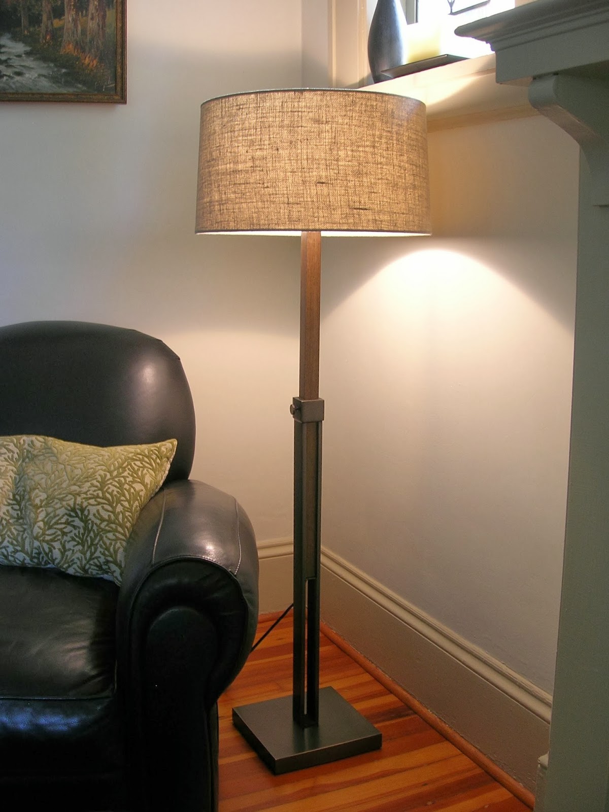 My Little Bungalow: New Lamp for the Living Room