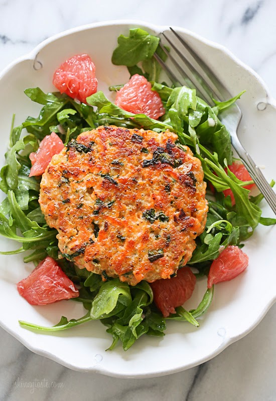 Healthy Salmon Quinoa Burgers – super high in protein and Omega 3s!
